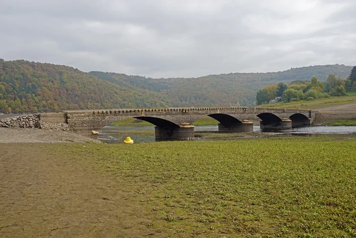 edersee，低潮，海登大桥，基础，湖泊，水，建筑，桥梁