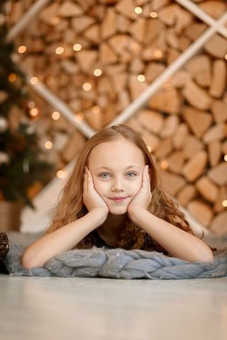 女孩，倾斜，灰色，垫子，小，孩子，可爱，快乐