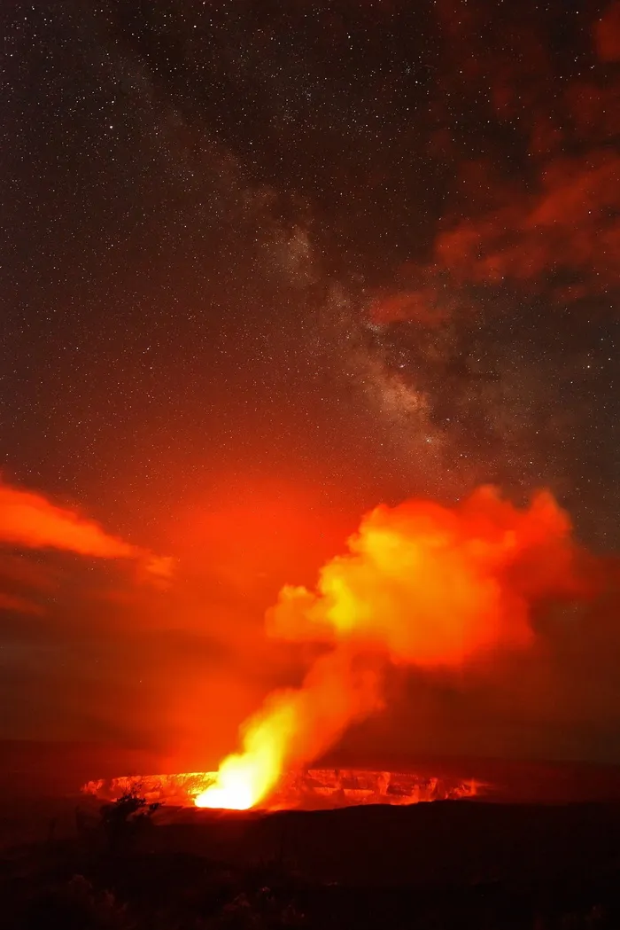 火、烟、星空、夜间、火山、熔岩、流动、喷发