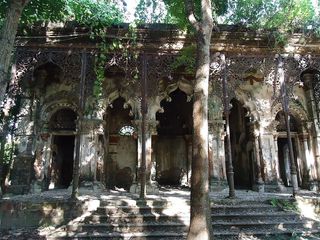 乔迈达尔·巴里，22岁，罗希，萨德尔普尔，拉詹德拉·巴布，法里普尔，孟加拉国，建筑，建筑结构