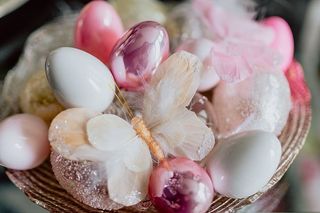 复活节餐桌装饰