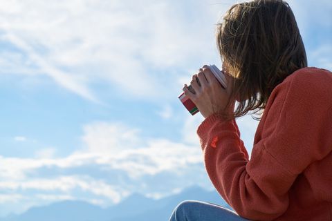 女人,咖啡,饮料,杯子,女孩,茶,人,年轻人 女人,咖啡,饮料,杯子,女孩,茶,人,年轻人