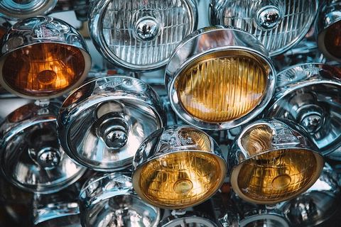 摩托车前照灯，金属，玻璃，灯，饮料，酒精，闪亮，特写