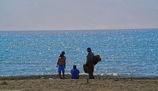 意大利，多诺拉蒂科，海滩，卖男人，太阳，水，海，地平线