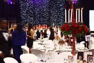 初次亮相、舞会、活动、庆典、晚宴、金钱、富人、希腊人