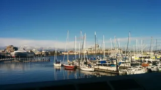 湖，船，水，倒影，码头，码头，木筏，城市