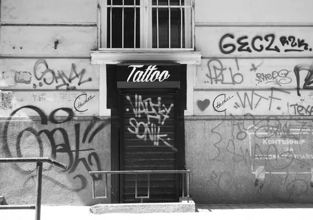 娜塔莎，在哪里，它，文字，涂鸦，建筑，建筑结构，通信