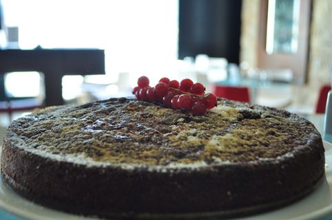 海绵蛋糕，派，甜食，甜食，蛋糕，食物和饮料，甜点，放纵