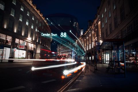 raod上车辆的延时摄影