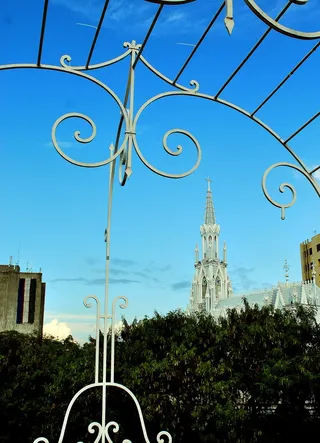 修剪, 锻造, cali, 建筑, 天空, 建筑外观, 树, 建筑结构