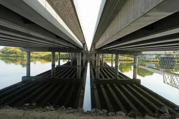 桥梁、倒影、水、建筑、河流、旅游、景观、地标
