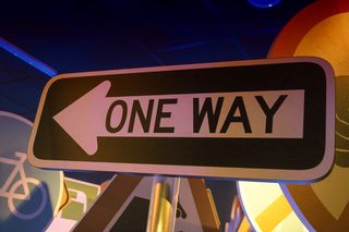 街道、标志、箭头、信息、指引、道路标志、公共领域图像、通信