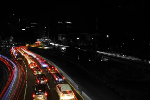 印度尼西亚，雅加达市中心城市，照明，交通，建筑，夜晚，运动，城市