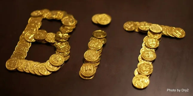 黄金比特币地段,棕色,表面,比特币,硬币,黄金,货币,货币 黄金比特币地段,棕色,表面,比特币,硬币,黄金,货币,货币
