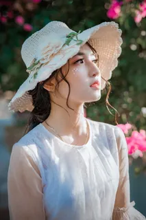 戴太阳帽的女人 戴太阳帽的女人