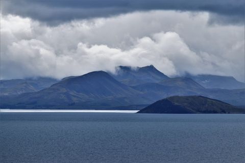 湖，喜怒无常，神秘，神秘，神奇，精神，天空，水