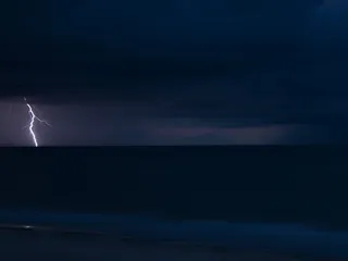 闪电、风暴、海洋、云、雨、海、雷电、罢工