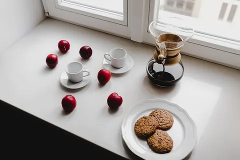 美味的早晨新鲜煮过的过滤咖啡 美味的早晨新鲜煮过的过滤咖啡