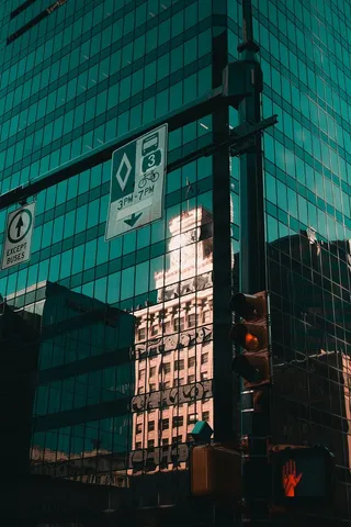 玻璃墙建筑照片