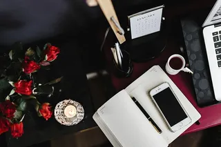 内政部的粉红色办公桌