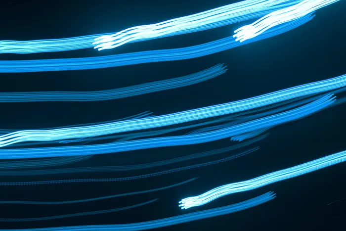 蓝色灯光的延时摄影