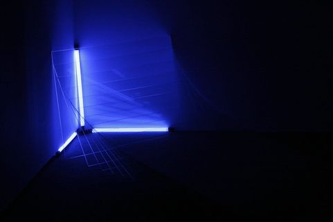 房间、灯光、办公室、人、视频、安装、博物馆、照明设备