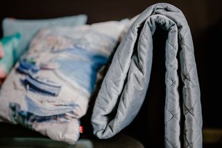 带舒适沙发的现代客厅