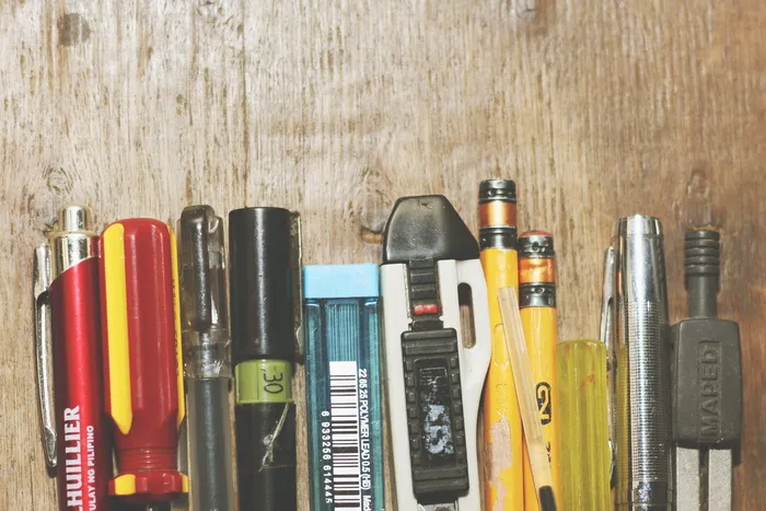 还有，物品，东西，钢笔，铅笔，可伸缩的，铅，指南针
