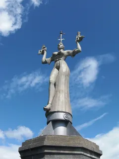 康斯坦斯，康斯坦斯湖，港口，人物，码头，低角度视图，天空，云天