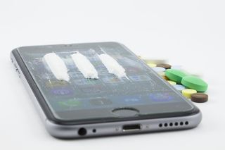 space、gray、iphone 6、毒品、可卡因、海洛因、粉末、信用卡