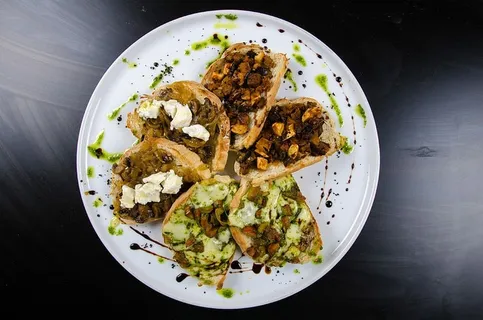 面包片,粗面包,面包,美食,小吃,美味,品尝,菜肴 面包片,粗面包,面包,美食,小吃,美味,品尝,菜肴
