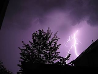 雷雨，闪电，闪电，雷声，夜晚，黑暗，云层，天气