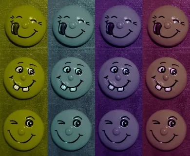 笑脸，搞笑，颜色，表情，笑脸，室内，特写，无人