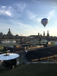 德累斯顿，电影之夜，音乐会，露天，舞台，气球，名胜，节日