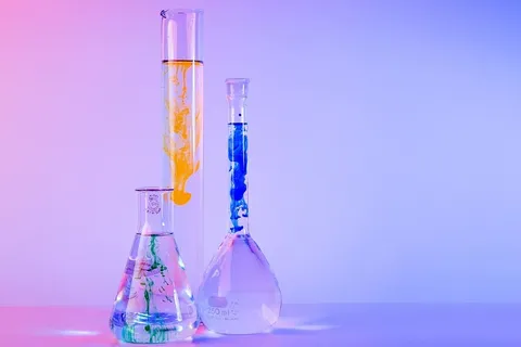 科学烧杯配水照片 科学烧杯配水照片