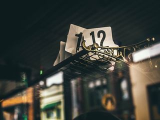 照片、号码卡、机架、号码、队列、钢结构、天花板、bokeh