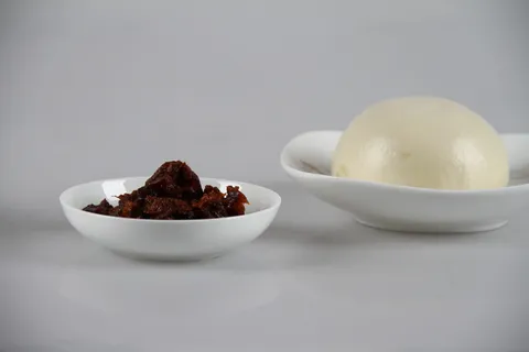 美食，蘑菇丝，美食，蘑菇丝，蘑菇丝，蘑菇丝，盘子，碗，食品和饮料