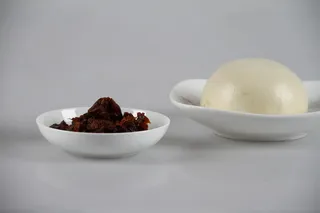 美食，蘑菇丝，美食，蘑菇丝，蘑菇丝，蘑菇丝，盘子，碗，食品和饮料