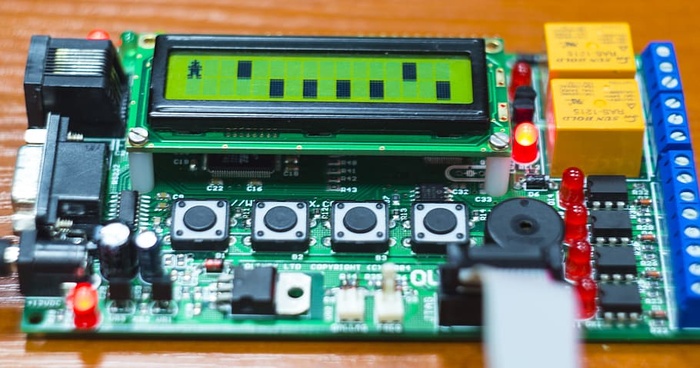 带液晶屏的绿色Pcb