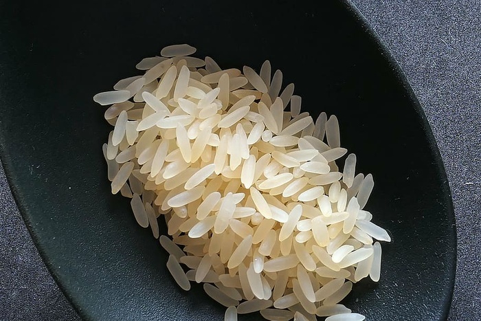 米饭，黑的，碗，勺子，勺子米饭，吃，食物，米饭