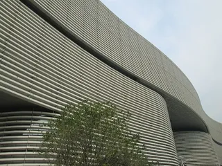 湖北省图书馆，建筑，图书馆，建筑，建筑结构，建筑外观，低角度视图，天空