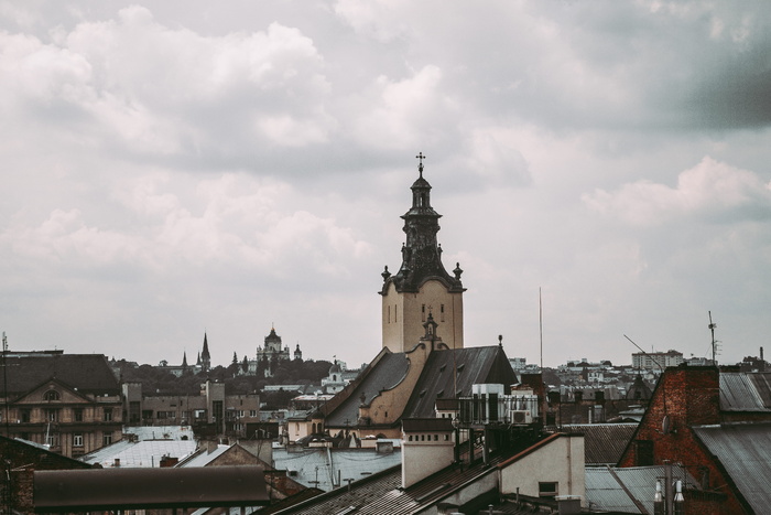 乌克兰，lviv，建筑，建筑，天空，天空视图，多云，多云的天空