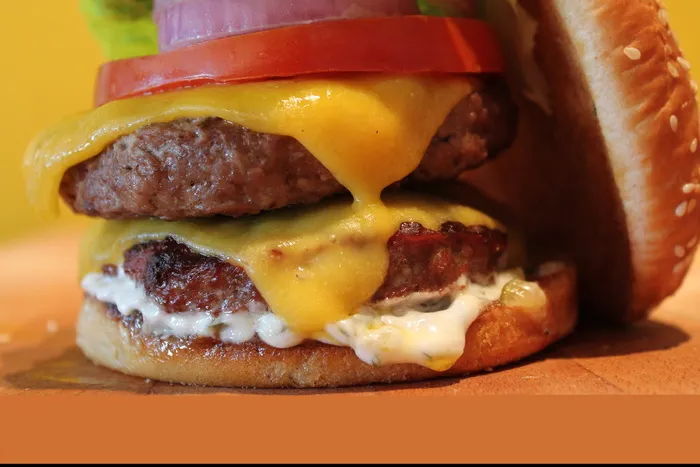 奶酪汉堡，棕色，表面，汉堡，食品，汉堡包，午餐，膳食