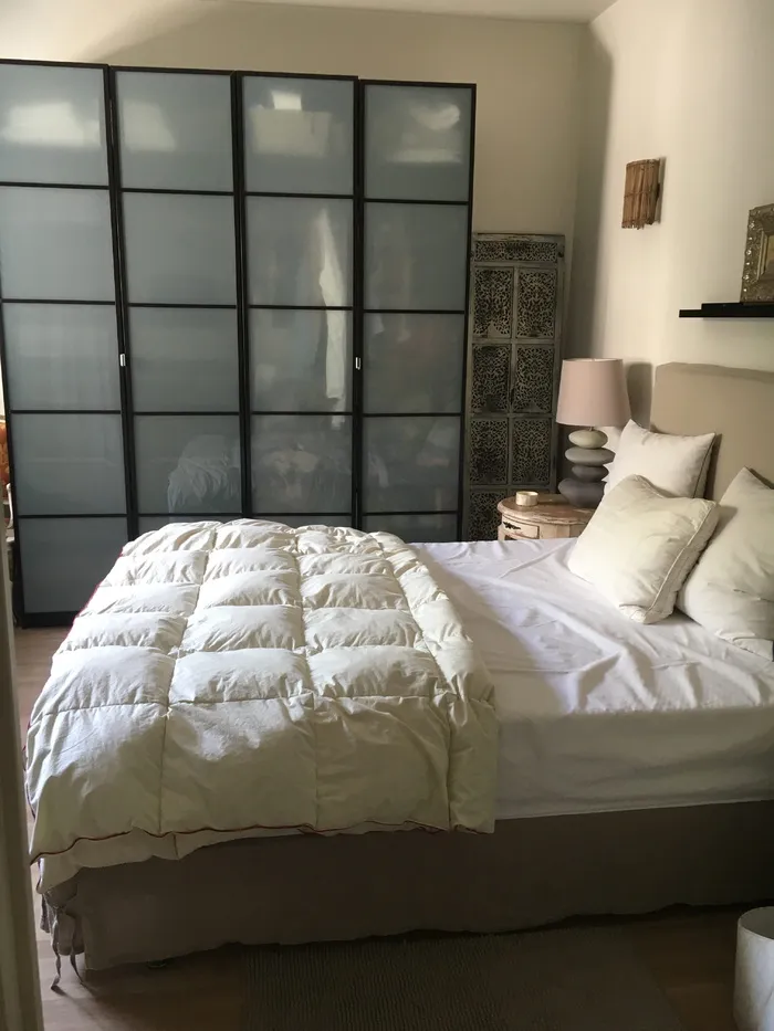 床、卧室、室内、室内、家居室内、家居展示室内、枕头、家具