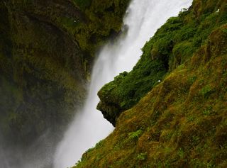 冰岛，水，光滑，草，绿色，瀑布，山，冒险