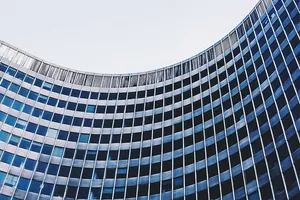建筑，蓝色，建筑，基础设施，弧形，建筑外部，建筑结构，现代