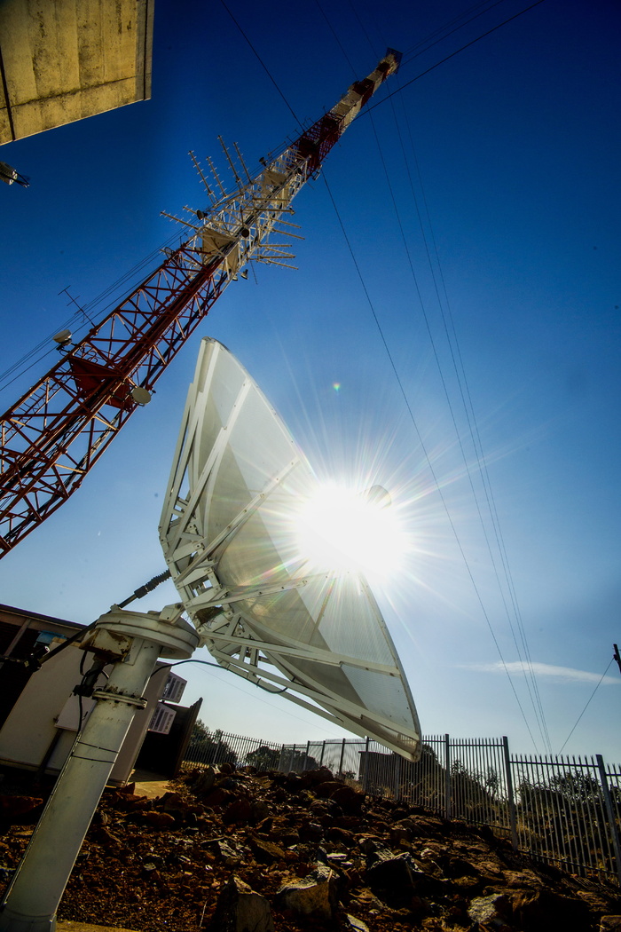 南非，东开普省，光线，阳光，白天，天空，蓝色，卫星