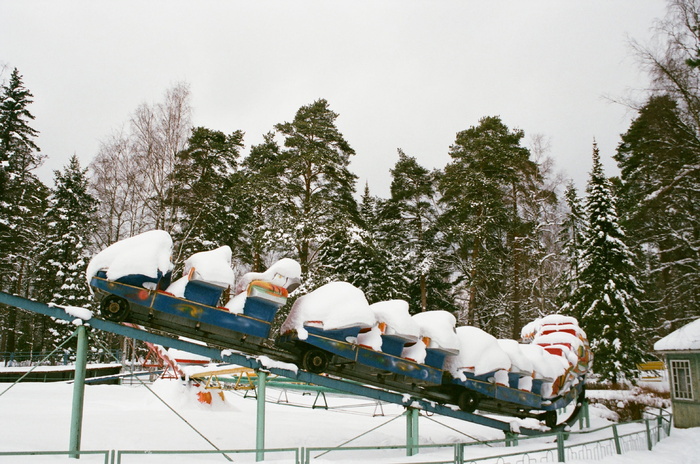 雪盖过山车
