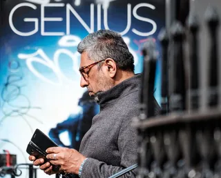 人，人，电话，电子，手机，手机，手指，人群