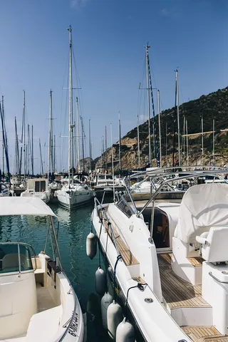 西班牙加泰罗尼亚巴塞罗那的吉内斯塔港